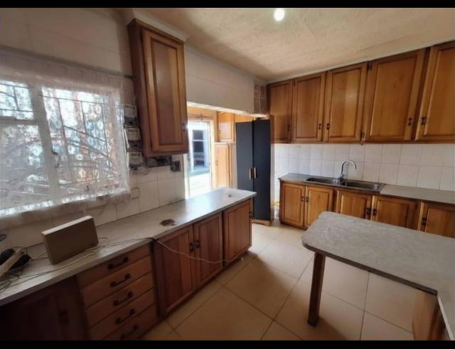 3 BEDROOM HOUSE FOR SALE IN VANDERBIJLPARK CW 1